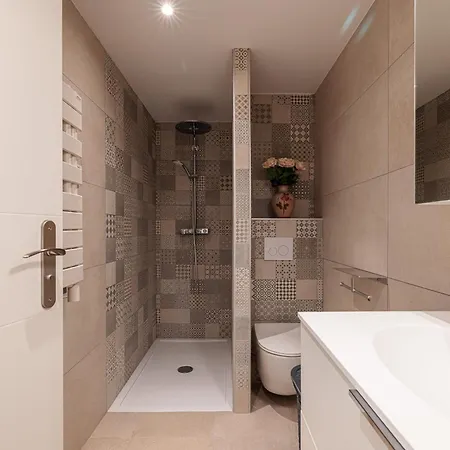 Le Penthouse De 220m2 - Jacuzzi - 3 Parkings - Climatisation - Terrasse Διαμέρισμα