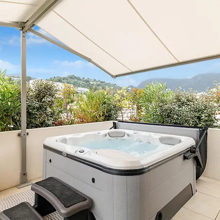 Le Penthouse De 220m2 - Jacuzzi - 3 Parkings - Climatisation - Terrasse * Μεντόν