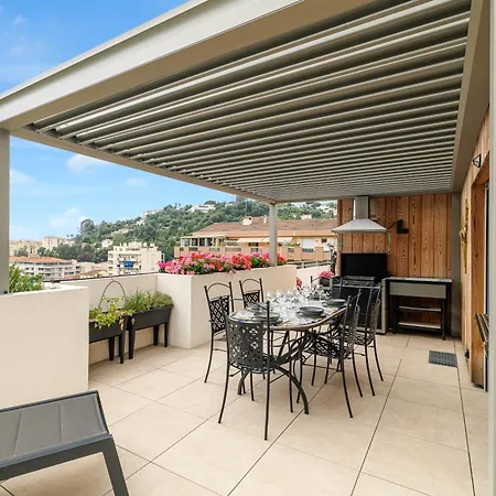 Le Penthouse De 220m2 - Jacuzzi - 3 Parkings - Climatisation - Terrasse *