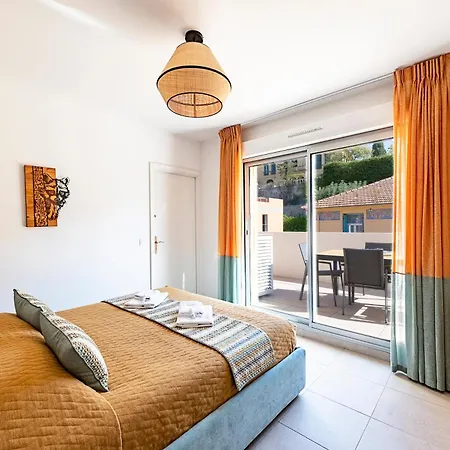 L'elysium - Exceptional 220 Sqm Penthouse - Private Terrace & Jacuzzi - Ac - 3 Parking Spaces Apartamento