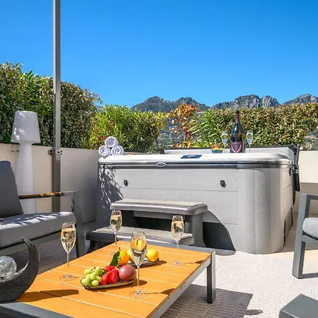 Apartament Le Coq Elysium - Exceptional 220 Sqm Penthouse - Private Terrace & Jacuzzi - Ac - 3 Parking Spaces Mentona