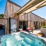 Le Coq Elysium - Exceptional 220 Sqm Penthouse - Private Terrace & Jacuzzi - Ac - 3 Parking Spaces