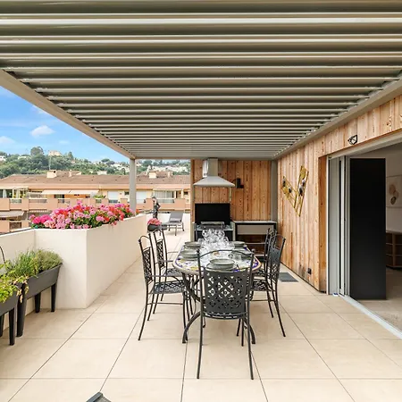 Le Penthouse De 220m2 - Jacuzzi - 3 Parkings - Climatisation - Terrasse *