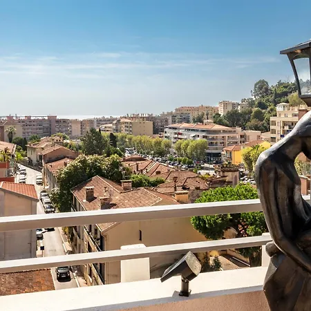 Apartman L'elysium - Exceptional 220 Sqm Penthouse - Private Terrace & Jacuzzi - Ac - 3 Parking Spaces