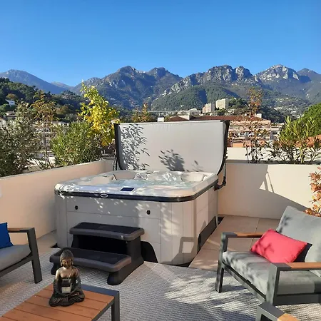 Апартаменты Le Coq Elysium - Exceptional 220 Sqm Penthouse - Private Terrace & Jacuzzi - Ac - 3 Parking Spaces