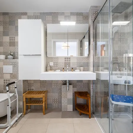 Le Coq Elysium - Exceptional 220 Sqm Penthouse - Private Terrace & Jacuzzi - Ac - 3 Parking Spaces * マントン