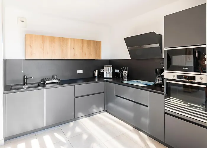 Lejlighed Le Coq Elysium - Exceptional 220 Sqm Penthouse - Private Terrace & Jacuzzi - Ac - 3 Parking Spaces Menton