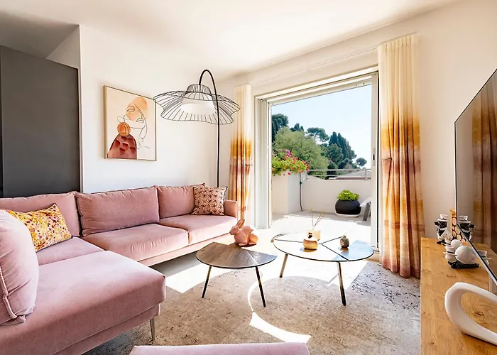 Lejlighed Le Coq Elysium - Exceptional 220 Sqm Penthouse - Private Terrace & Jacuzzi - Ac - 3 Parking Spaces Menton