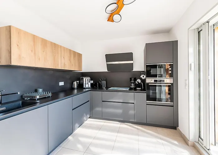 Le Coq Elysium - Exceptional 220 Sqm Penthouse - Private Terrace & Jacuzzi - Ac - 3 Parking Spaces Апартаменты Ментона