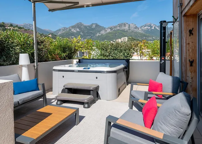 Le Coq Elysium - Exceptional 220 Sqm Penthouse - Private Terrace & Jacuzzi - Ac - 3 Parking Spaces Menton