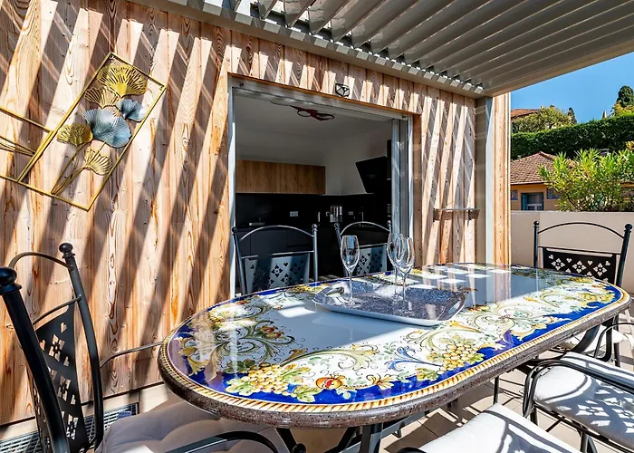 Le Coq Elysium - Exceptional 220 Sqm Penthouse - Private Terrace & Jacuzzi - Ac - 3 Parking Spaces Menton